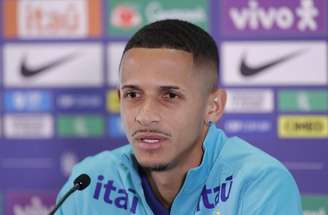 Juba terá forte concorrência na lateral da Seleção –