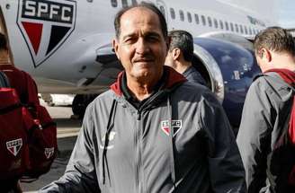 Oswaldo e Leão fizeram críticas ao lado de Ancelotti –