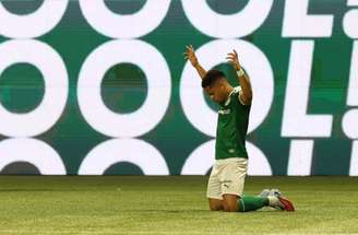 Vitor Roque fez post homofóbico após vitória do Palmeiras contra o São Paulo –