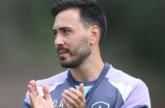 Davide Ancelotti deve permanecer no Botafogo em 2026 –