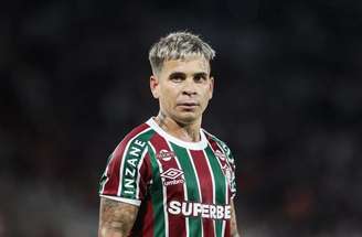 Venezuelano fez assistência em goleada sobre o São Paulo –