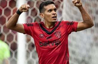 Defesa do jogador soltou uma nota oficial –