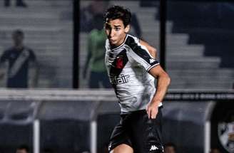 JP brilhou com a camisa do Avaí na Série B. Divulgação/Avaí