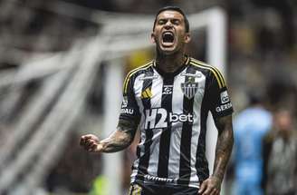 Dudu em ação pelo Atlético pelo Brasileirão –