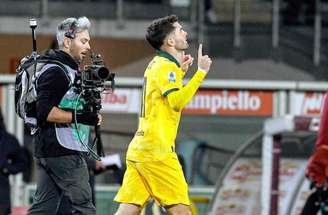 Torino e Milan fazem duelo acirrado –