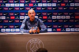 Marquinhos durante treinamento do clube de Paris –