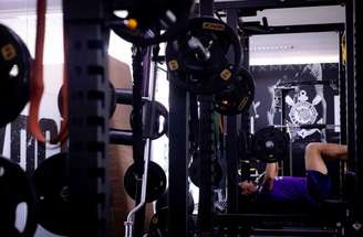 Jogadores que ficaram no banco no jogo no Mineirão realizaram atividade no gramado – Fotos: Rodrigo Coca/Agência Corinthians