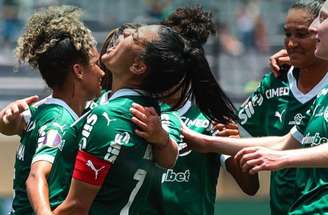 Corinthians até venceu o jogo de volta, mas foi o Palmeiras quem ficou com a taça –