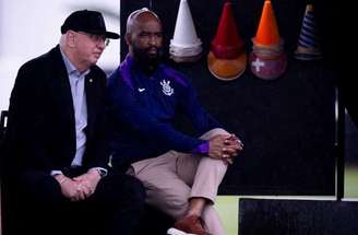 Hugo Souza comemora classificação do Corinthians à final da Copa do Brasil –