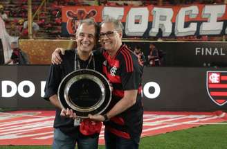 Bap, presidente do Flamengo, reclama do formato do Intercontinental –