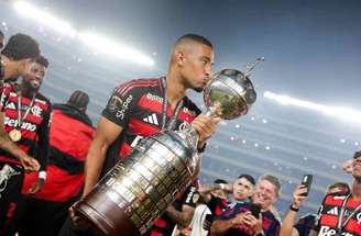 Com diversas taças conquistadas no ano, Flamengo chega a faturamento histórico –