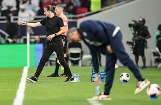 Técnico do Flamengo, Filipe Luís rasga elogios ao time do PSG após derrota –