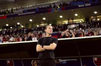 Filipe Luís foi bastante elogiado pelo adversário Luis Enrique –