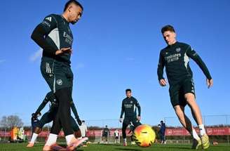 Atividade de preparação do Arsenal antes de encarar o Everton fora de casa –