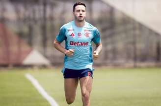 Saúl conviveu com dores no pé direito durante a temporada –