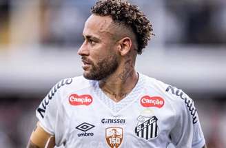 Neymar viajou para Belo Horizonte para fazer operação –