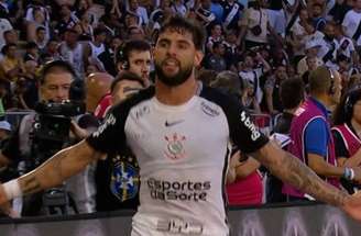 Yuri Alberto comemora o título do Corinthians com Matheuzinho –