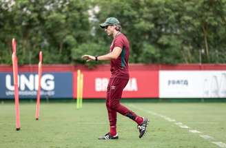 Zubeldía auxilia Fluminense na montagem do elenco para a próxima temporada –