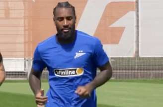 Gerson demonstra insatisfação e pretende deixar o futebol russo, pois deseja retomar espaço na Seleção  –