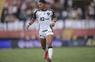 Rony tem salário alto para os atuais padrões do Santos –