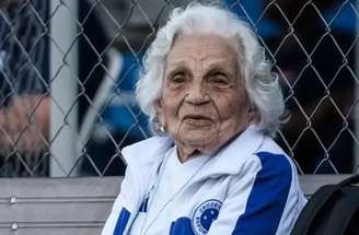 Vó Miracy, agora entra para a eternidade.