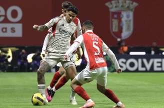 Braga  e Benfica empataram neste domingo em jogo pelo Português.-