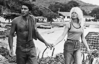 Manchete do jornal “A Última Hora” em janeiro de 1964 –