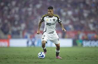 Guilherme Arana passou seis temporadas no Galo –