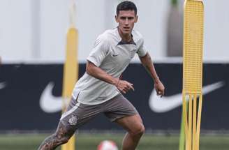 Osmar Stabile negocia dívida do Corinthians por Félix Torres na tentativa de derrubar transfer ban da Fifa –