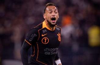 Maycon deixa o Corinthians com 18 gols marcados –