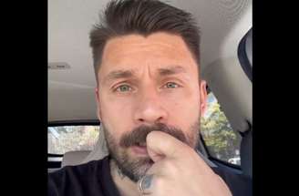 Sóbis erra informação sobre contrato de Hulk –