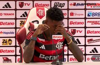 Vitão é apresentado oficialmente no Flamengo –