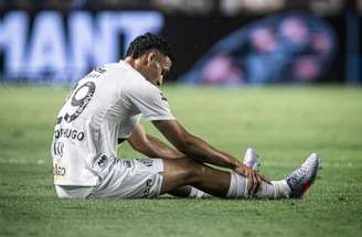 Transação tripla: Flamengo vende Victor Hugo, emprestado no Santos, ao Atlético-MG –