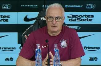 Corinthians atropelou a Ponte Preta e venceu por 3 a 0 na estreia do Paulistão –