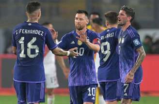 Enzo não esconde idolatria por ilustre companheiro na seleção –