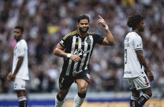 Hulk segue treinando forte na Cidade do Galo –