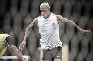 David comemora gol do Vasco contra o Santos —