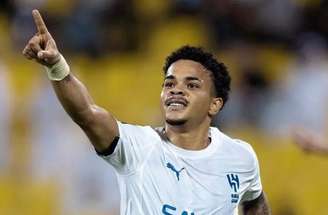 Revelado pelo Coritiba, Kaio César tem passagem pelo Vitória de Guimarães, de Portugal –