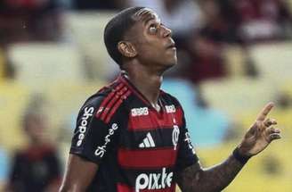 Walace Yan comemora o seu gol mais marcante pelo Flamengo: contra o Chelsea, no Mundial de Clubes.