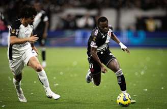 Andrés Gómez tem status de titular absoluto do Vasco.