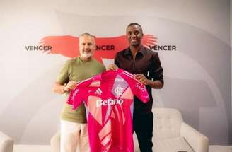 Flamengo anuncia contratação de Andrew, ex-Gil Vicente –