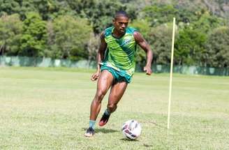 Enquanto estava sem clube, DC treinou com o Boavista, do Rio de Janeiro, para manter a condição física –