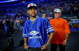 Ronaldo chegando para assistir à grande final –