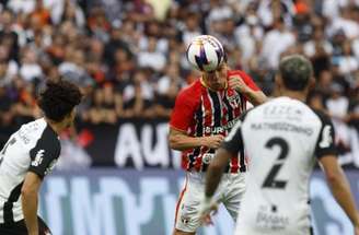Tapia comemora gol pelo São Paulo –