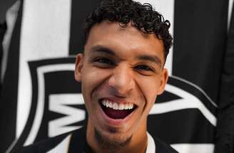 Victor Hugo defendeu o Santos em 2025 –