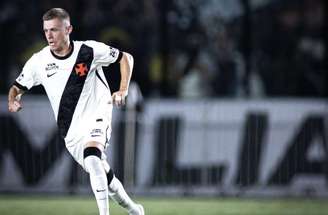 Maxime Dominguez retornou ao Vasco e foi observado no empate com o Nova Iguaçu. No entanto, não estava nos planos de Fernando Diniz Fotos: Matheus Lima/Vasco