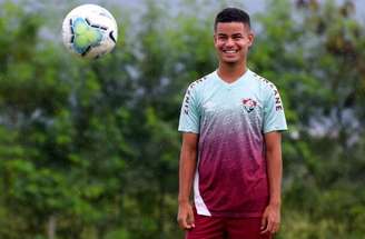 Miguel se tornou o jogador mais novo a atuar pelo Fluminense, mas o recorde foi superado por Arthur –