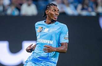 Cassierra joga como centroavante, posição pedida pelo técnico Jorge Sampaoli –