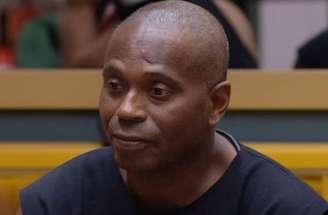 Ex-jogador segue em confinamento no BBB –