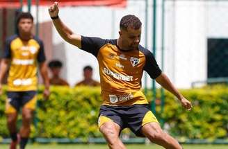 Alisson atuou apenas 45 minutos pelo São Paulo nessa temporada –